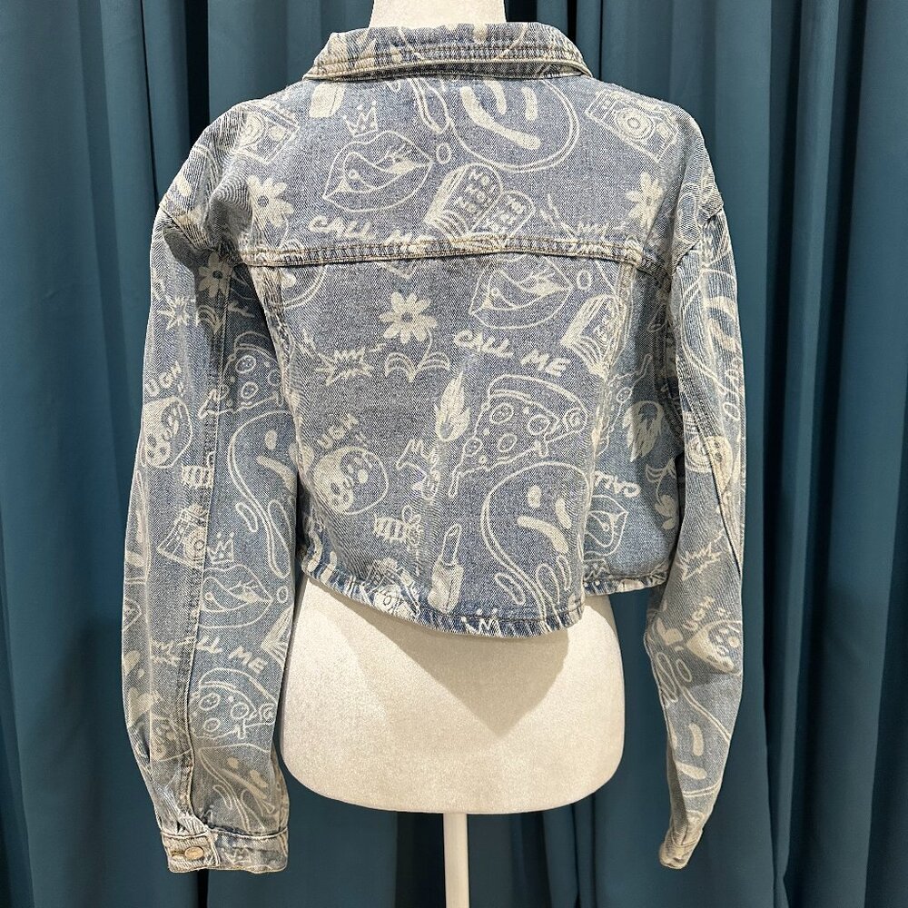 Edikted Cropped Denim Jacket & Malia Printed Wide Leg Jeans Streetwear - Picture 11 of 16